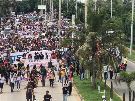 Multitudinarias Marchas Estudiantiles En Varias Ciudades Del País Rcn