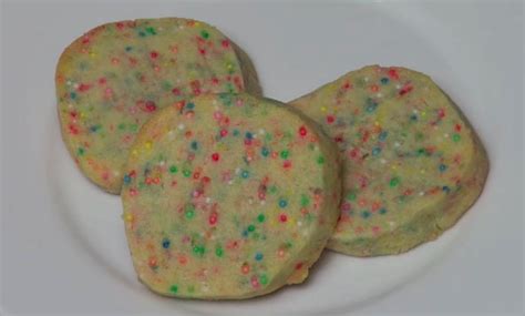 Rainbow Cookies Recipe | SideChef