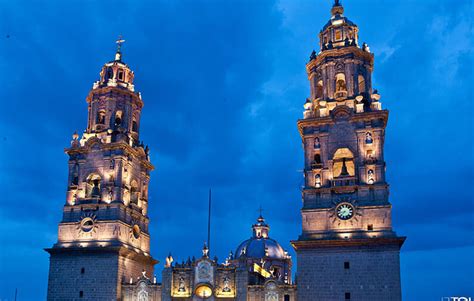 Touring Morelia's historic center - Mexico Boutique Hotels