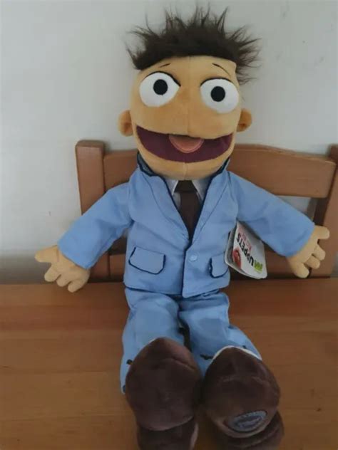 THE MUPPETS, DISNEY "WALTER DULUXE PLUSH" NEW, TAGGED & STAMPED. 46 cm ...