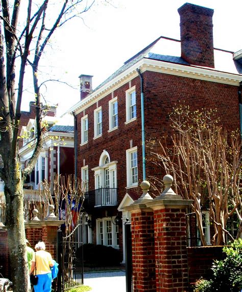 Easter Parade In Historic Richmond - No Minimalist Here