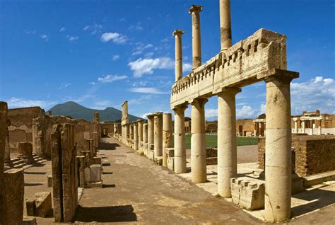 TOUR GOLFO DI NAPOLI E PENISOLA SORRENTINA Napoli Campania DLT Viaggi