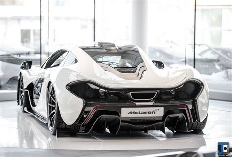 White McLaren P1 in Greenwich, Connecticut - GTspirit