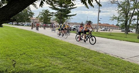 Tandem Bikes Take To The Streets Of Decatur