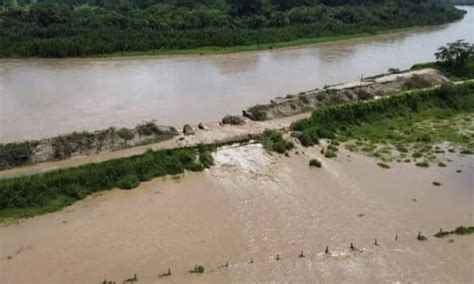 En Catatumbo advierten que crecida del río podría romper muro de