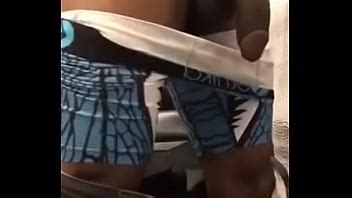 En El Trabajo Acariciando XVIDEOS