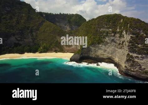 Dramatic Aerial Drone Footage Of The Famous Kelingking Beach Aka T Rex