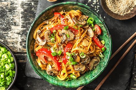 Asiatische Bali Nudeln Rezept HelloFresh In 2020 Asiatische Rezepte