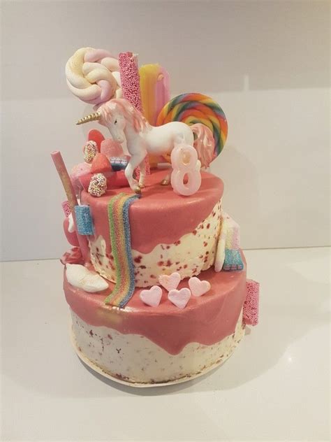 Dripcake Hema Versierd Met Snoep En Unicorns