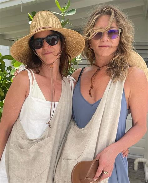 Jennifer Aniston Bikini DrunkenStepFather