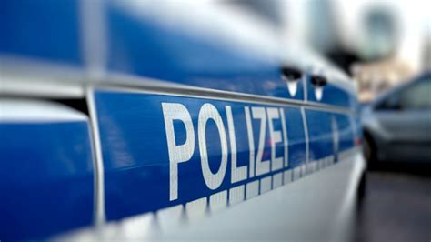 Polizeimeldungen F R Wuppertal W Raub Im Parkhaus Mann