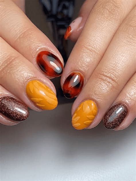 Chic Cozy Short Fall Nail Designs For Your Autumn Look We Heart