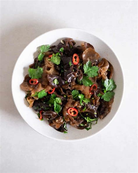 Black Fungus (Chinese Cloud Ear Mushroom Salad)