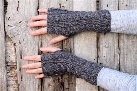 Geillis Fingerless Gloves Pattern Cable Knit Fingerless Gloves