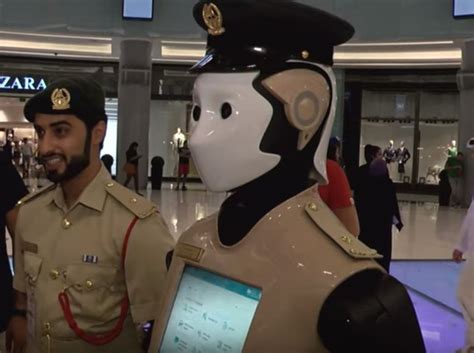 First Robotic Cop Joins Dubai Police