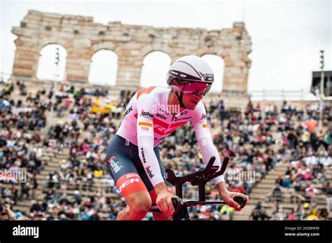 105th Giro Ditalia 2022 Hi Res Stock Photography And Images Alamy