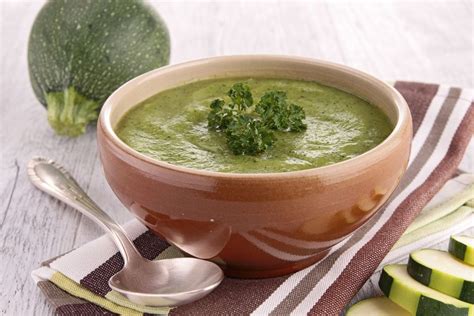 Soupe La Courgette Parfaite Pour La Saison Lorsque L On Ne Sait Plus