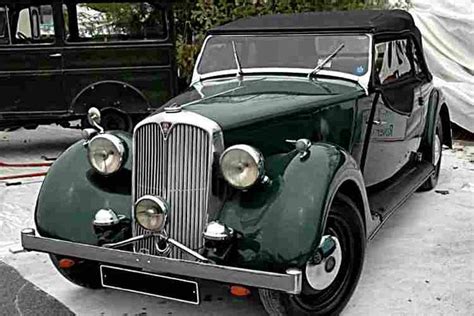 Rover Twelve voiture routière de 1937 voitures anciennes de