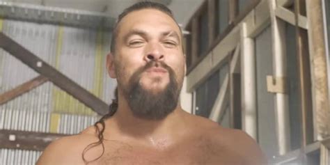 Jason Momoa Se Desnuda Para Una Entrevista En Video En La Que Habla