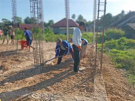 Kadin Konawe Peduli Yusran Akbar Bantu Perbaikan Jalan Km Desa