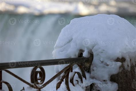 Winter Niagara Falls 5436422 Stock Photo at Vecteezy