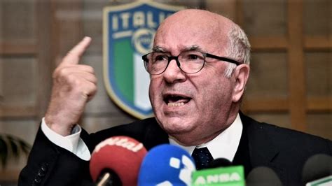 Figc è morto all età di 79 anni l ex presidente Carlo Tavecchio