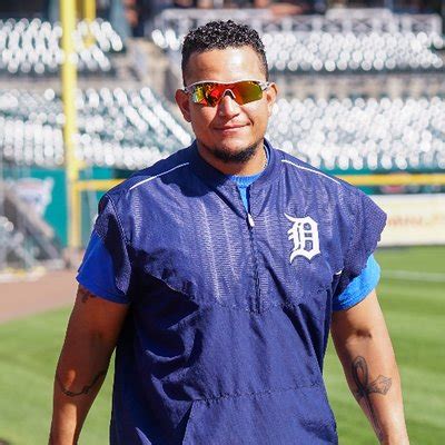 Raúl Brindis on Twitter El beisbolista MiguelCabrera cumple 39 años