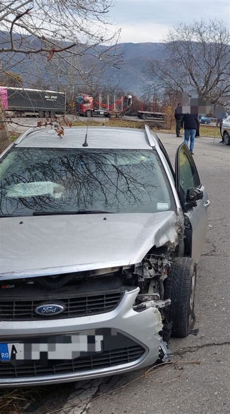 Accident N Arge O Ma In I O Autocistern S Au Izbit Epitesti