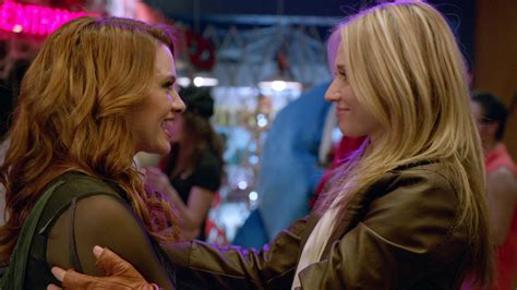 Assista ao episódio 6 da temporada 3 de Faking it Faking it