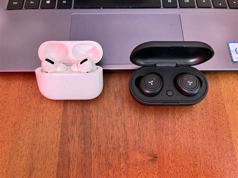 Поменял AirPods на TWS-наушники за 800 рублей и очень доволен ...