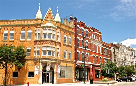 Walk Pilsen | Walking Tours | Chicago Architecture Center