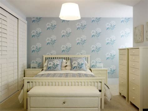 Soft Bedroom Wallpaper Ideas - Blue And White Wallpaper Themed Bedrooms ...