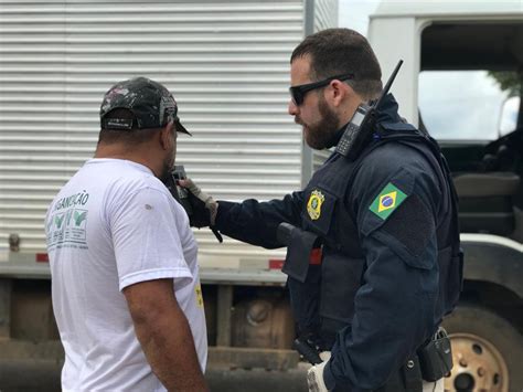 Prf Intensifica Fiscaliza O Nas Rodovias Federais De Rond Nia A