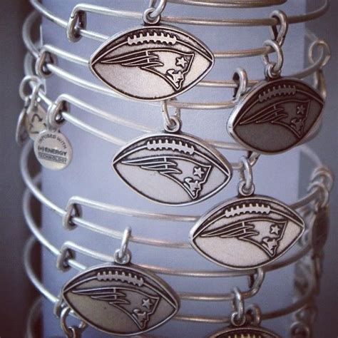 Pin By Marge Sampson On Accessorize Alex And Ani Bracelets Alex And