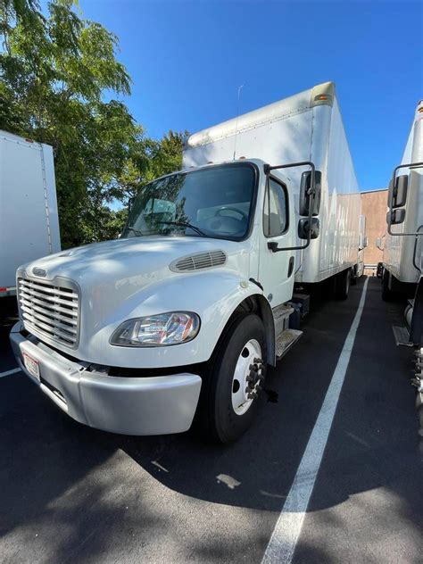 2016 Freightliner M2 106 For Sale Box Van 654978