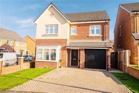 4 Bed Detached House For Sale In Aberford Drive Houghton Le Spring