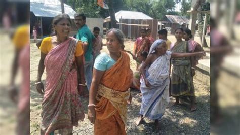 Battle For Bengal Recurrent Violence Between Tmc Bjp Casts Shadow