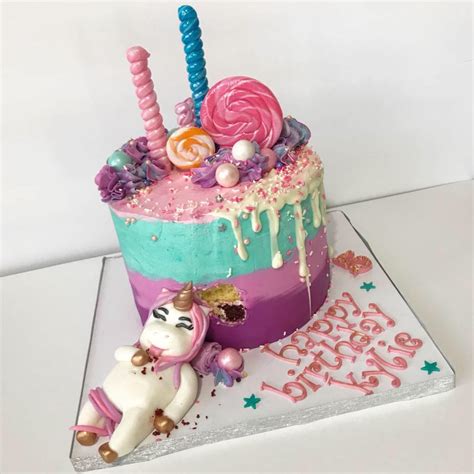 chubby unicorn cake | Hidden Gem Cakes