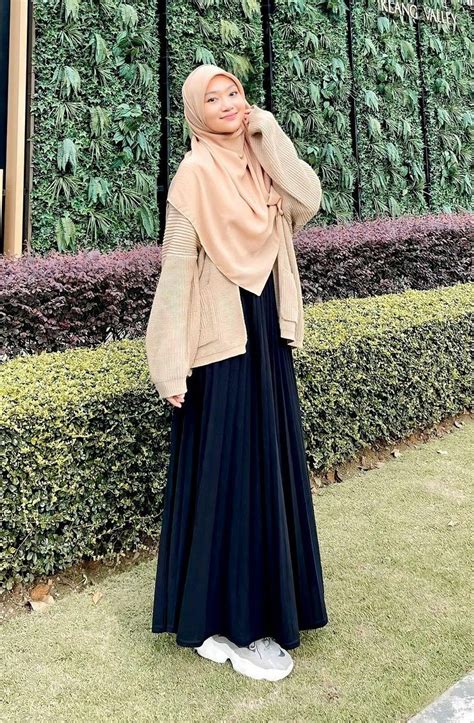 Pin By Arifin On Hijab Anggun Hijab Fashion Inspiration Everyday