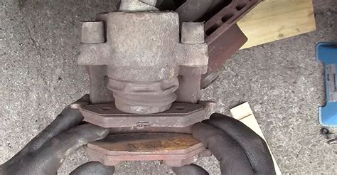 Brake Caliper Piston Not Retracting | Reasons and Solutions? - Autos Square