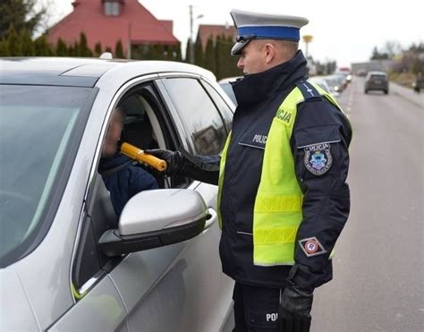 Majówka na podkarpackich drogach Wielu nietrzeźwych kierowców sporo