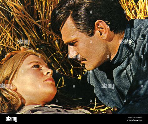 El Doctor Zhivago 1965 Mgmpelícula De David Lean Con Omar Sharif Y