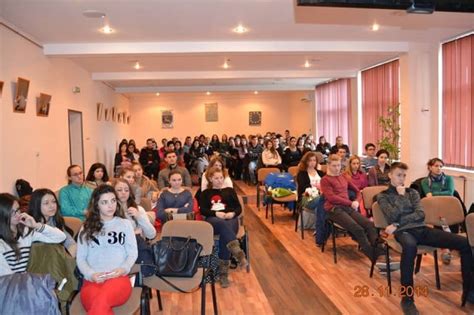 Proiectul Sa Vorbim Despre Bani Si Banci A Ajuns Si La Colegiul