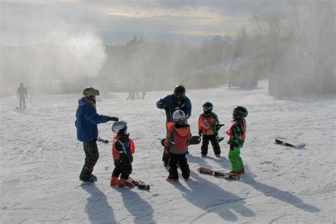 Mt. Crescent Ski (Seasonal) | Pottawattamie County Tourism | WattaWayIA.com