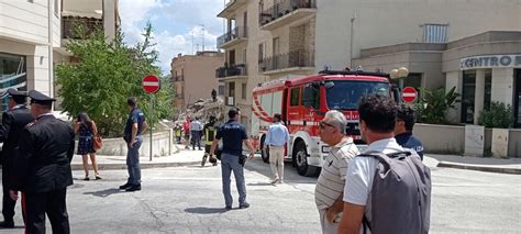 Matera Crolla Una Palazzina Durante I Lavori Un Ferito