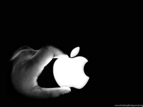 Steve Jobs with Apple Logo - LogoDix