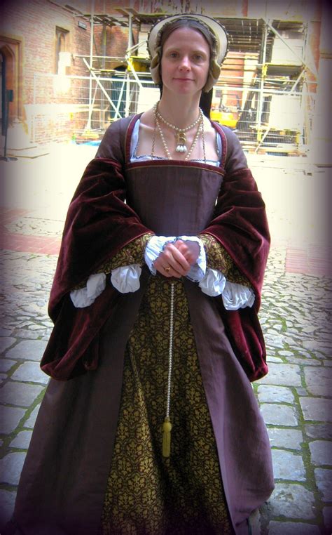 Anne Boleyns Purple Gown Tudor Costume 0 Hot Sex Picture