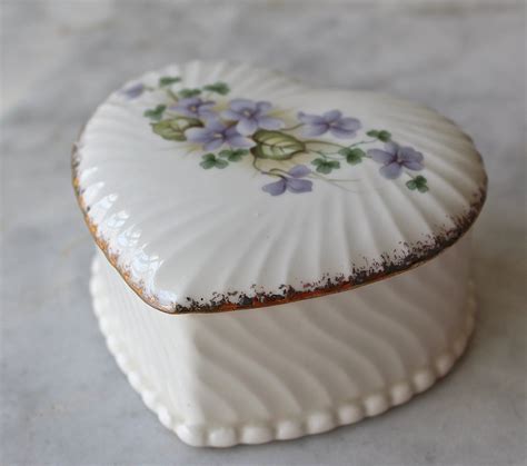 Vintage White Porcelain Heart Trinket Box Lavender Forget Me Nots Gold