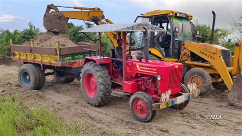 Mahindra Di Power Plus Tractor With Fully Loaded Trolley Swaraj