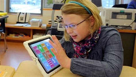 Student Ipad 700×400 Blind Children Visually Impaired Students